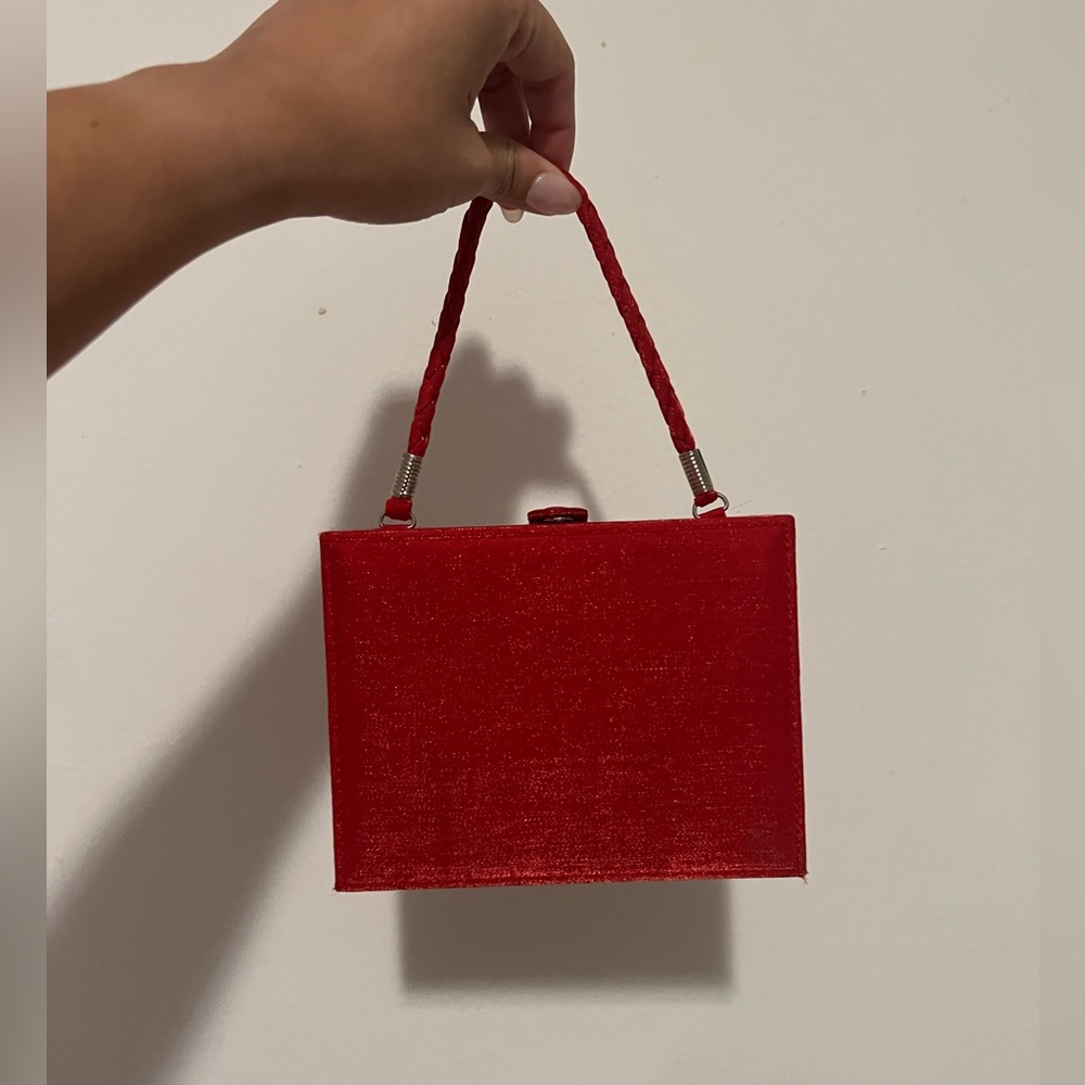 Small clutch
